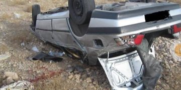 یک کشته و دو زخمی در حادثه واژگونی خودرو 405 در روستای سرتنگ چلو