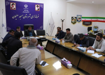 رسیدگی متفاوت به مطالبات شهروندان در دیدار مشترک شهردارو فرماندار مسجدسلیمان با مردم