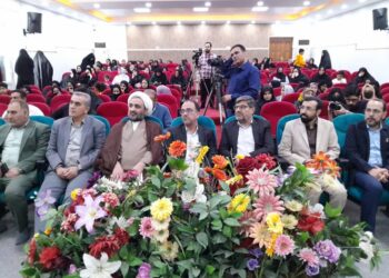 اهدای ۳۰۰ بسته معیشتی به زندانیان خوزستان؛ تاکید دادستان مرکز استان بر بهره‌وری از مسئولیت اجتماعی و حمایت از خانواده‌های زندانیان