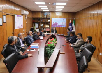 دیدار شهردار و اعضای شورای شهر با مدیر عامل شرکت بهره برداری نفت و گاز مسجدسلیمان