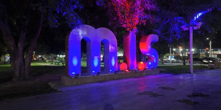 گام بلند معاونت خدمات شهری شهرداری مسجدسلیمان در راستای زیباسازی سیمای شهری