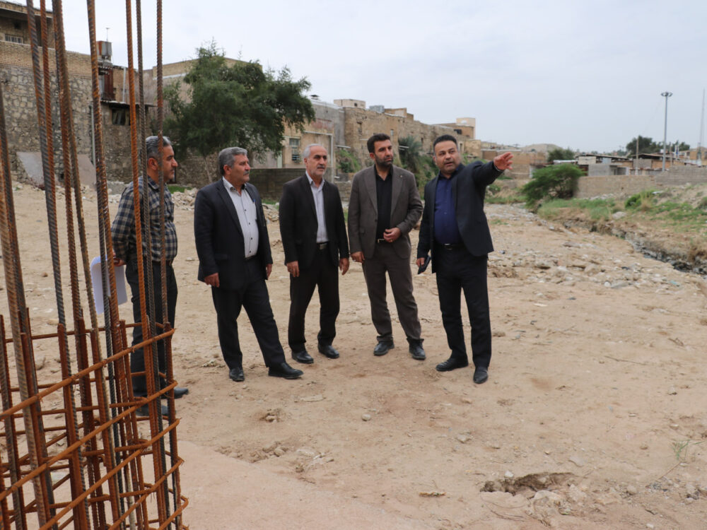 بازدید میدانی شهردار و اعضای شورای شهر مسجدسلیمان از برخی پروژه های شهری