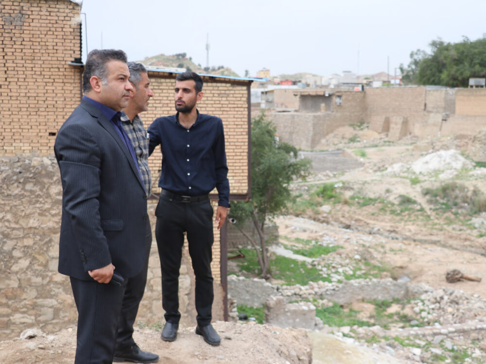 بازدید میدانی شهردار و اعضای شورای شهر مسجدسلیمان از برخی پروژه های شهری