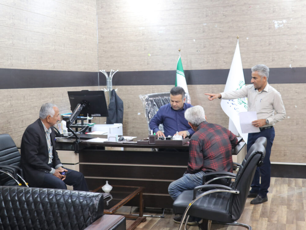 مردم در خط مقدم تصمیم‌گیری شهری / شهردار با مردم هم‌کلام شد