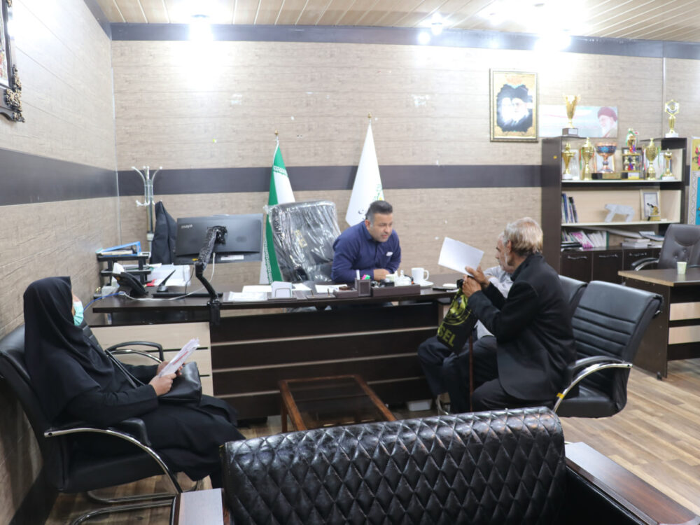 مردم در خط مقدم تصمیم‌گیری شهری / شهردار با مردم هم‌کلام شد