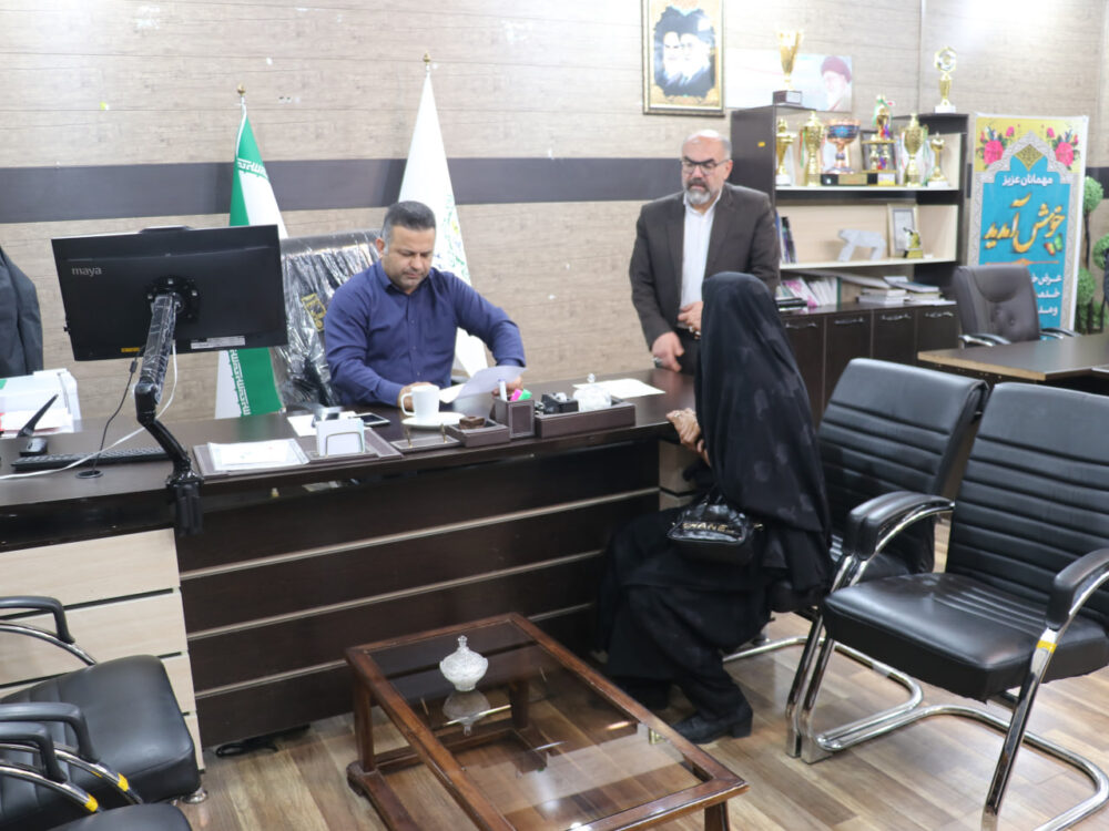 مردم در خط مقدم تصمیم‌گیری شهری / شهردار با مردم هم‌کلام شد