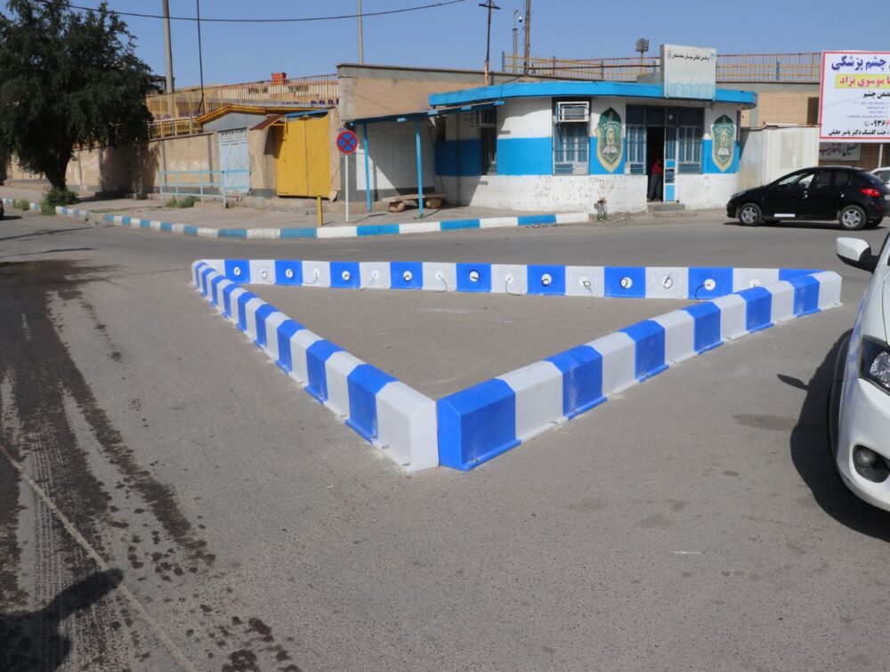 نصب جداول نوری در میدان جانباز مسجدسلیمان 