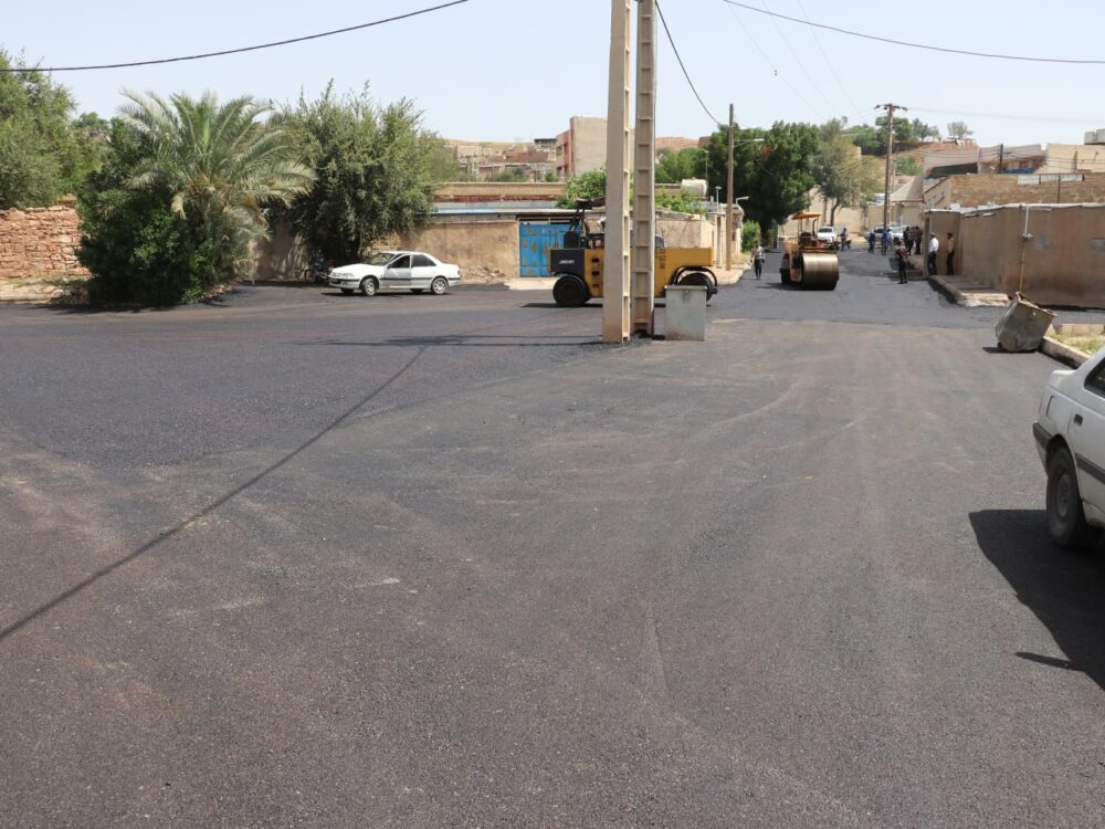 بازدید شهردار مسجدسلیمان از آسفالت‌ریزی محله کولرشاپ / ارتقاء کیفیت زندگی با بهبود زیرساخت های شهری