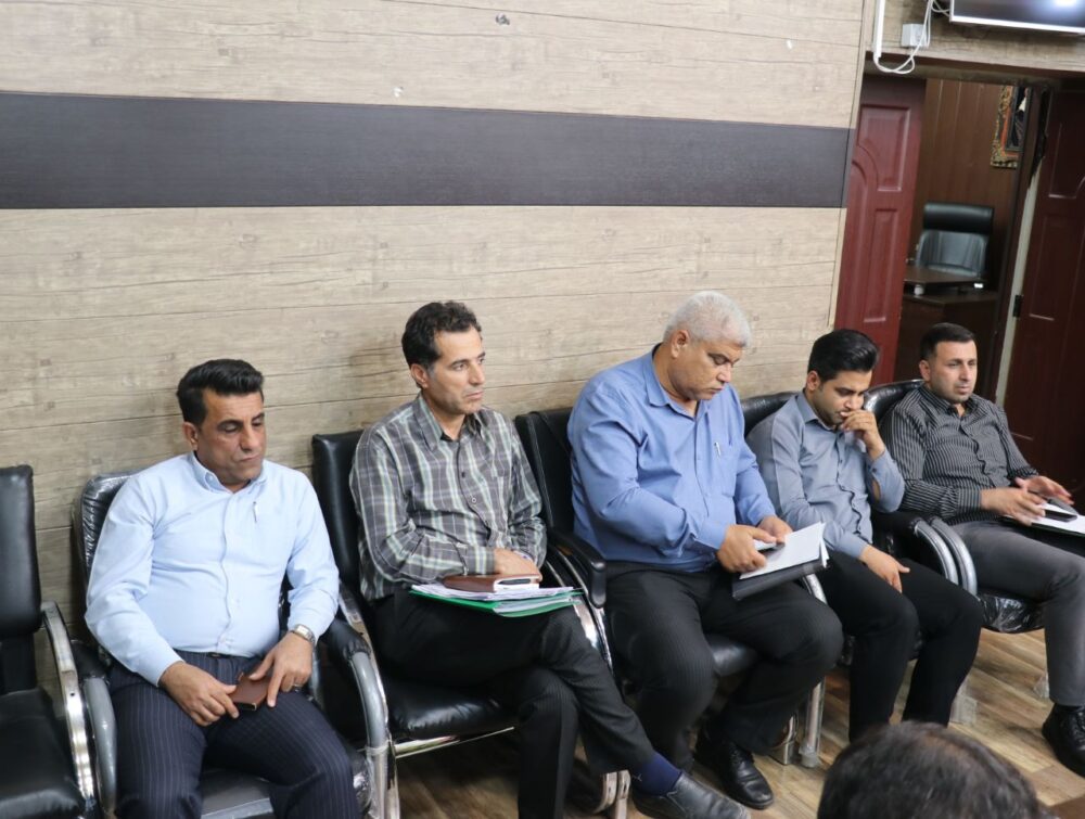 شهردار مسجدسلیمان در دیدار با مدیران دوایر شهرداری: تقدیر از تلاش‌های کارکنان، گامی در مسیر تقویت انگیزه و همدلی