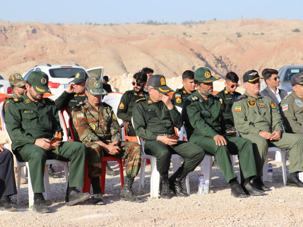 بام مسجدسلیمان میزبان جشن گرامیداشت روز ارتش