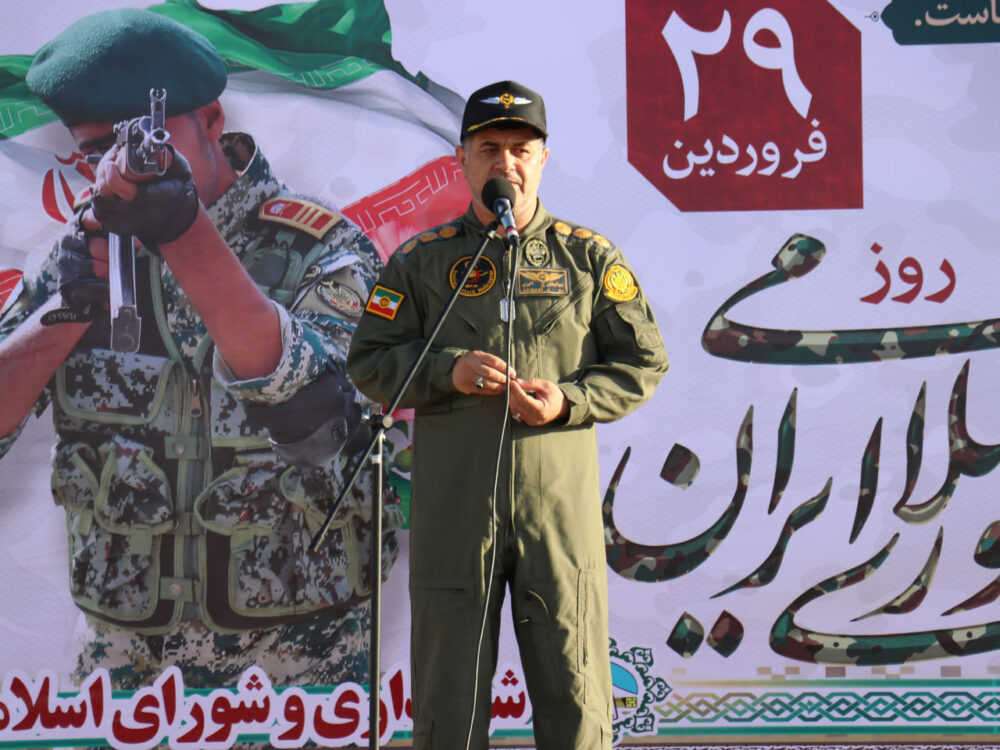 بام مسجدسلیمان میزبان جشن گرامیداشت روز ارتش