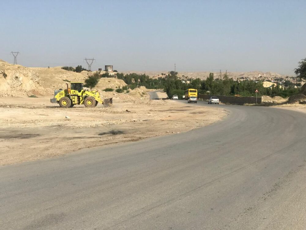 بررسی میدانی فاز دوم پروژه تعریض جاده گلف توسط شهردار و فرماندار مسجدسلیمان بررسی میدانی فاز دوم پروژه تعریض جاده گلف توسط شهردار و فرماندار مسجدسلیمان