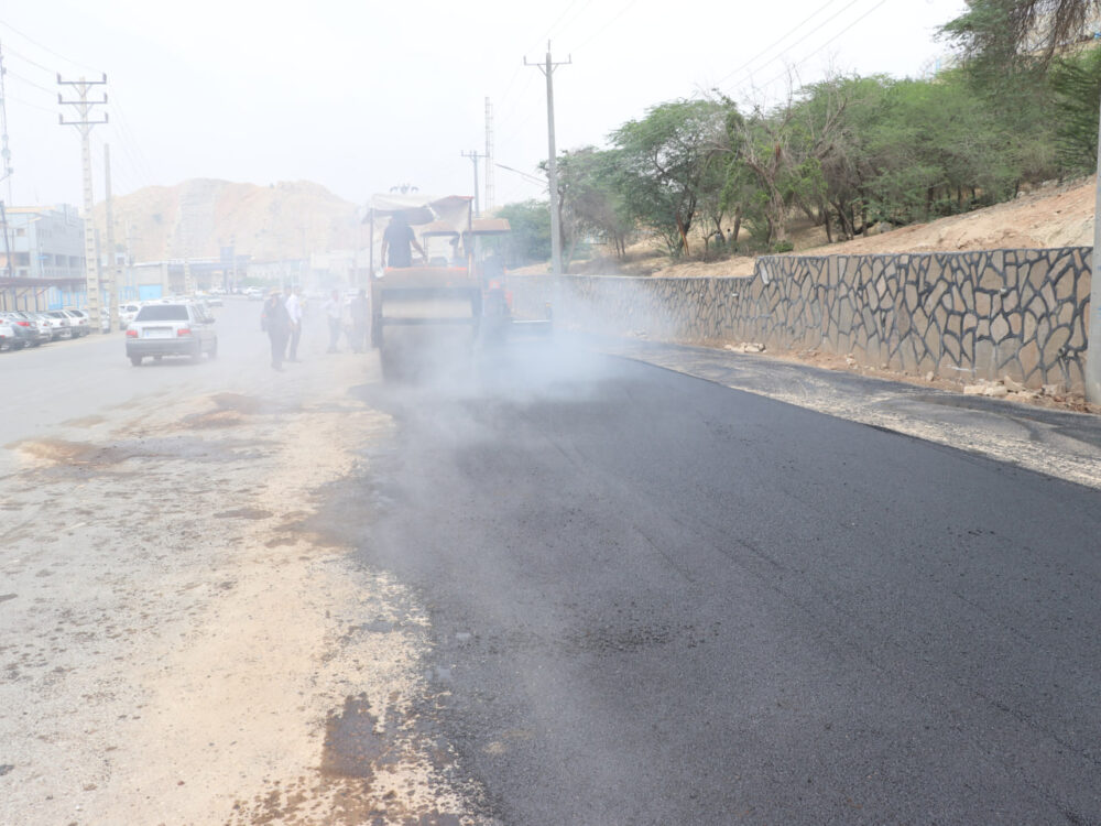 پایان عملیات تعریض میدان شهدای نفت با همت معاونت امور زیربنایی شهرداری