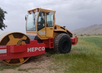 خرید یک دستگاه غلطک به همت شهرداری قلعه خواجه