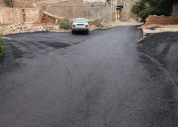 آغاز عملیات آسفالت منطقه چهاربیشه پشت کلانتری / پایان انتظار چندساله ساکنان