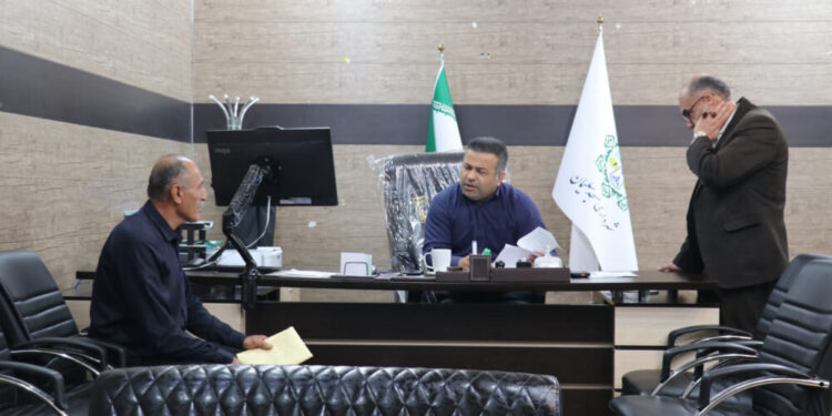 مردم در خط مقدم تصمیم‌گیری شهری / شهردار با مردم هم‌کلام شد