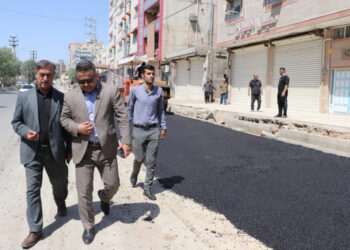 عملیات آسفالت محور پنج بنگله به باشگاه مرکزی آغاز شد