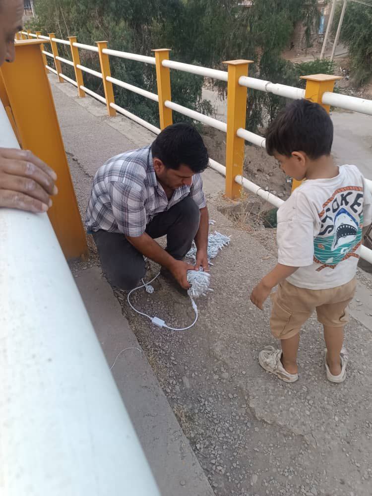 اجرای نورپردازی پل‌های چمران و هشت‌بنگله توسط شهرداری مسجدسلیمان