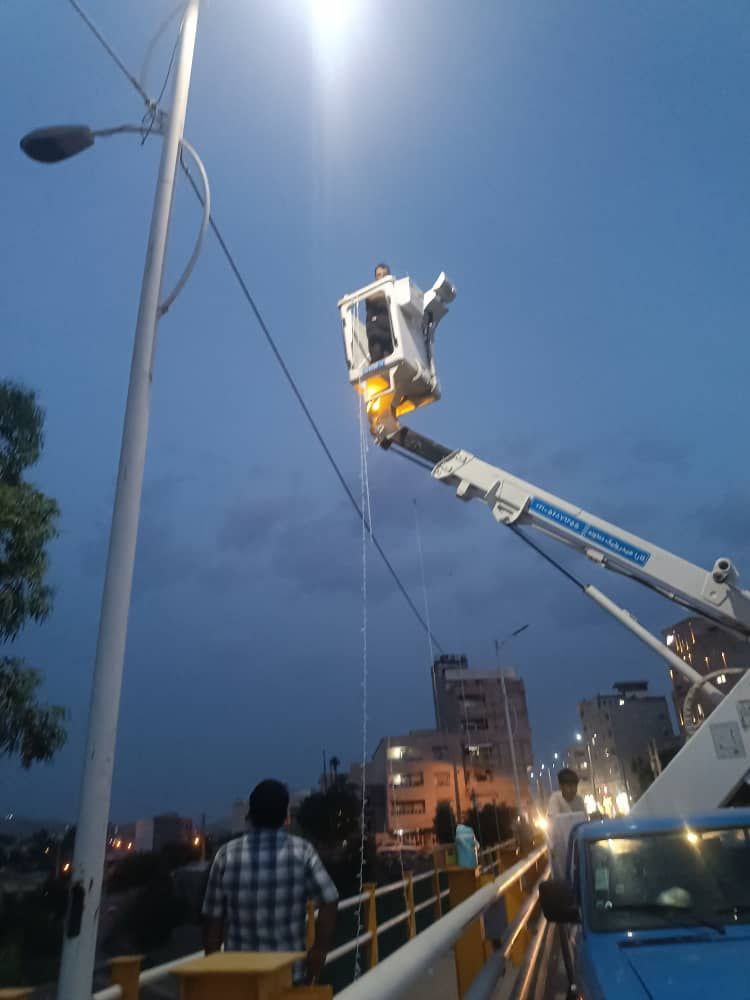 اجرای نورپردازی پل‌های چمران و هشت‌بنگله توسط شهرداری مسجدسلیمان