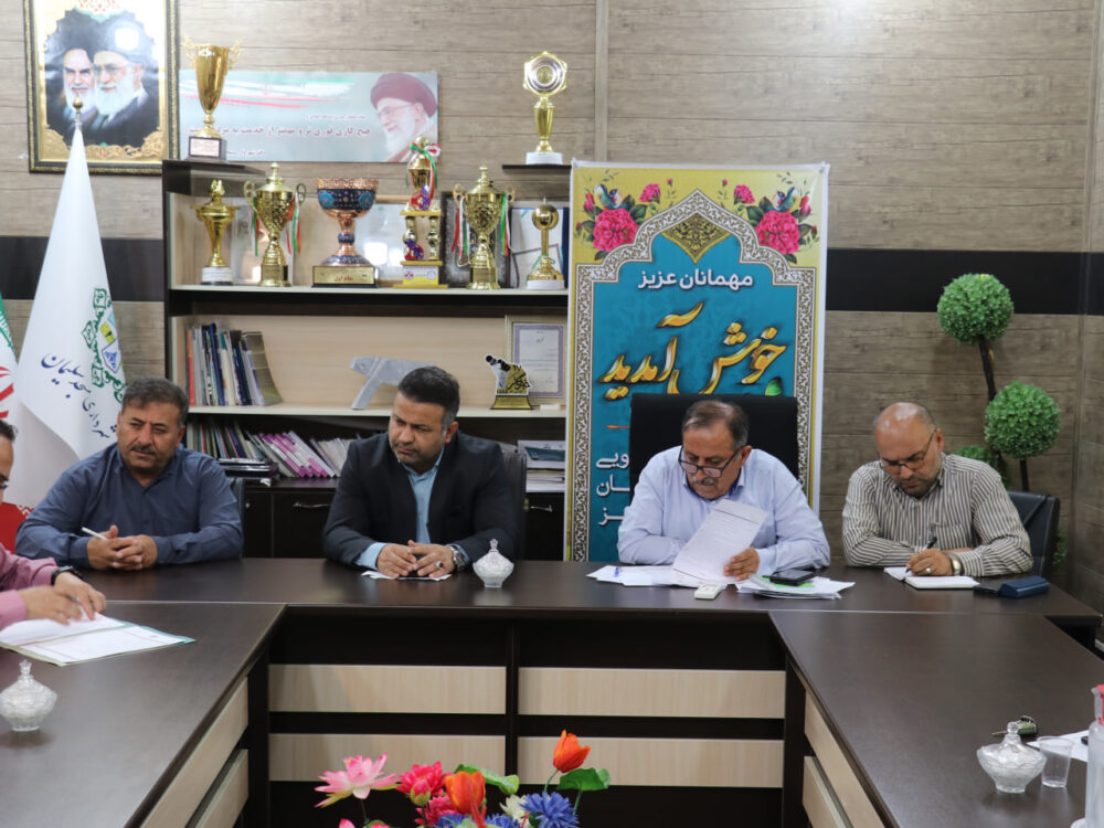 بررسی راهکارهای افزایش درآمد پایدار در جلسه کمیته درآمدی شهرداری مسجدسلیمان