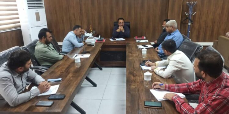 برگزاری جلسه هم‌اندیشی برای بهبود خدمات حوزه شهری در شهرداری مسجدسلیمان