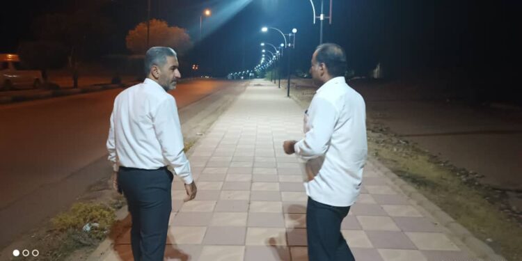 بهسازی و روشنایی مسیر پرتردد حدفاصل کارخانه گوگرد تا دانشگاه پیام‌نور در حال اجراست