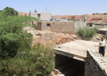 عملیات احداث پل ارتباطی ریل‌وِی به مال دولت ادامه دارد