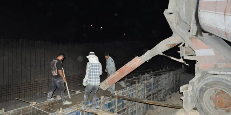 تسریع در تکمیل بلوار دوم شهری با آغاز بتن‌ریزی پل مال‌کریم / پیشرفت ۷۰ درصدی پروژه زیر نظر شهرداری مسجدسلیمان