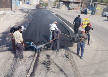 عملیات لکه‌گیری محورهای اصلی نمره هشت و شیخ مندنی در دستور کار شهرداری مسجدسلیمان