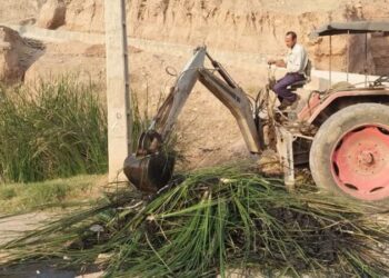 لایروبی محور اصلی نفتک به ریل‌وی به همت شهرداری مسجدسلیمان