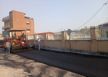 بهسازی و آسفالت معابر اطراف مسجد جامع منطقه نمره یک توسط شهرداری مسجدسلیمان