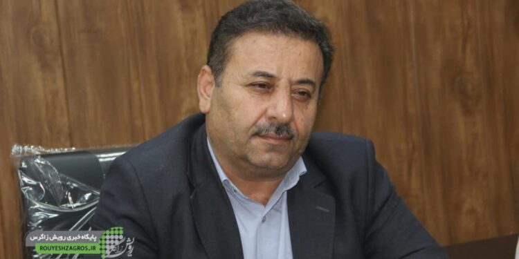 خلیل خسروی از شورای شهر مسجدسلیمان استعفا داد/استعفای خسروی مورد تائید اعضای شورای شهر قرار گرفت/ جلسه انتخاب هیئت رئیسه به تعویق افتاد