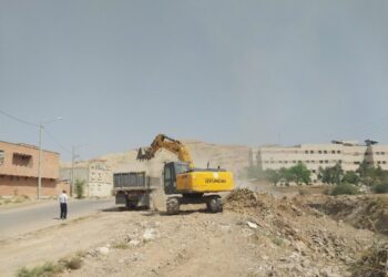 اجرای عملیات نخاله‌برداری در نقاط مختلف شهری توسط شهرداری مسجدسلیمان