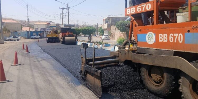آغاز عملیات آسفالت محور اصلی با تأکید شهردار مسجدسلیمان