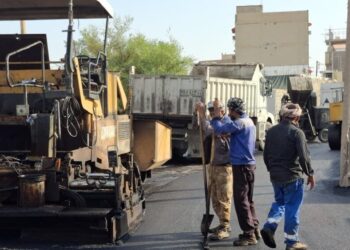 نهضت آسفالت معابر مناطق مختلف مسجدسلیمان استارت خورد