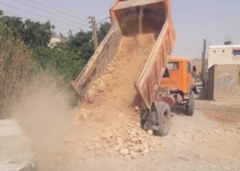 عملیات زیرسازی پل محله‌ی ریل وی انجام شد