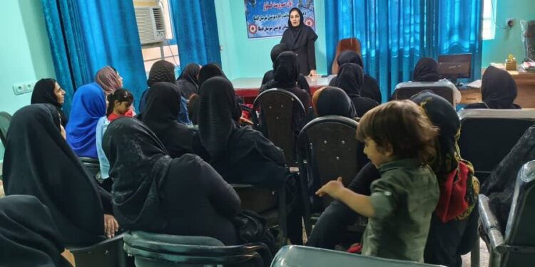 آغاز اجرای طرح غربالگری سلامت جسمی زنان سرپرست خانوار در شهرستان اندیکا آغاز اجرای طرح غربالگری سلامت جسمی زنان سرپرست خانوار در شهرستان اندیکا