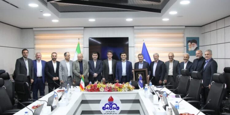 مراسم تکریم و معارفه مدیرعامل شرکت بهره‌برداری نفت و گاز مسجدسلیمان برگزار شد