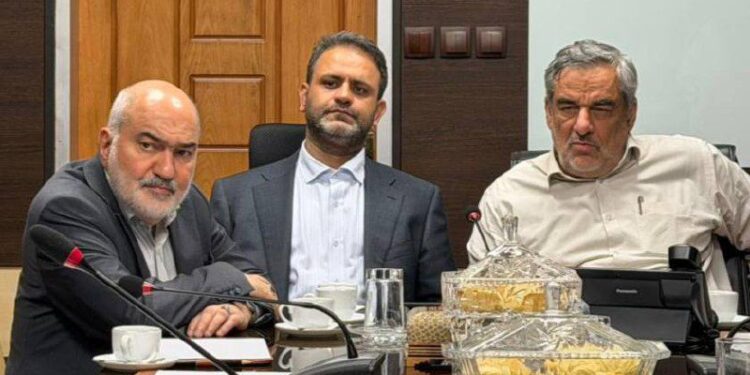 درخواست اختصاص دو همت از منابع مسئولیت های اجتماعی نفت به بازسازی و بهسازی مدارس استان خوزستان