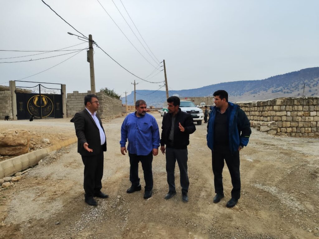 بازدید مسئولان دفتر نماینده اندیکا از پروژه‌های عمرانی بخش چلو