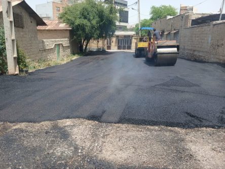 آسفالت‌ریزی در محدوده نمره چهل؛ اقدام مؤثر برای رفاه شهروندان