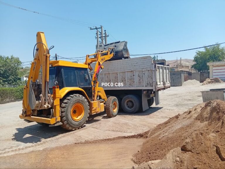 پاکسازی معابر و رفع جلوه های نامطلوب شهری در کلگه و سی برنج پاکسازی معابر و رفع جلوه های نامطلوب شهری در کلگه و سی برنج