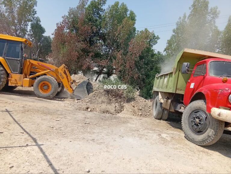 پاکسازی معابر و رفع جلوه های نامطلوب شهری در کلگه و سی برنج پاکسازی معابر و رفع جلوه های نامطلوب شهری در کلگه و سی برنج