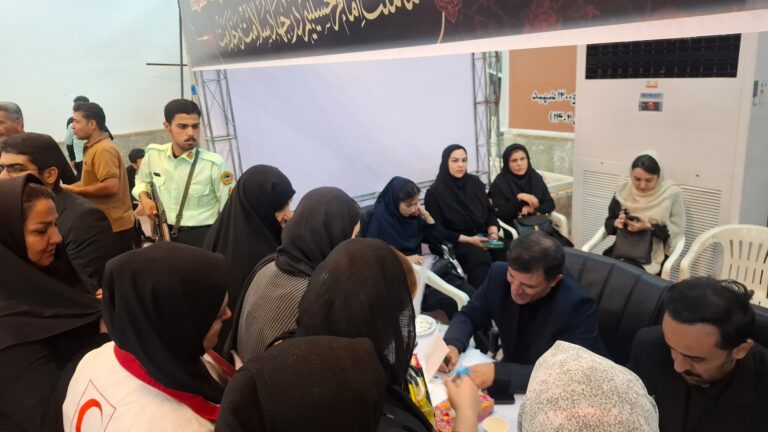 برپایی میز خدمت شهرداری مسجد سلیمان با حضور سرپرست شهرداری، فرماندار و مدیران دستگاه های اجرایی