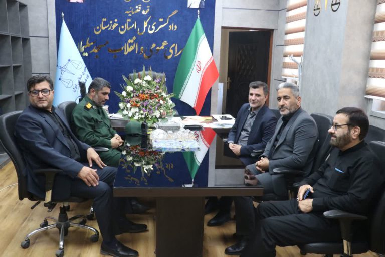 دیدار فرماندار و سرپرست شهرداری مسجد سلیمان با رئیس دادگستری و دادستان شهرستان به مناسبت هفته قوه قضاییه دیدار فرماندار و سرپرست شهرداری مسجد سلیمان با رئیس دادگستری و دادستان شهرستان به مناسبت هفته قوه قضاییه
