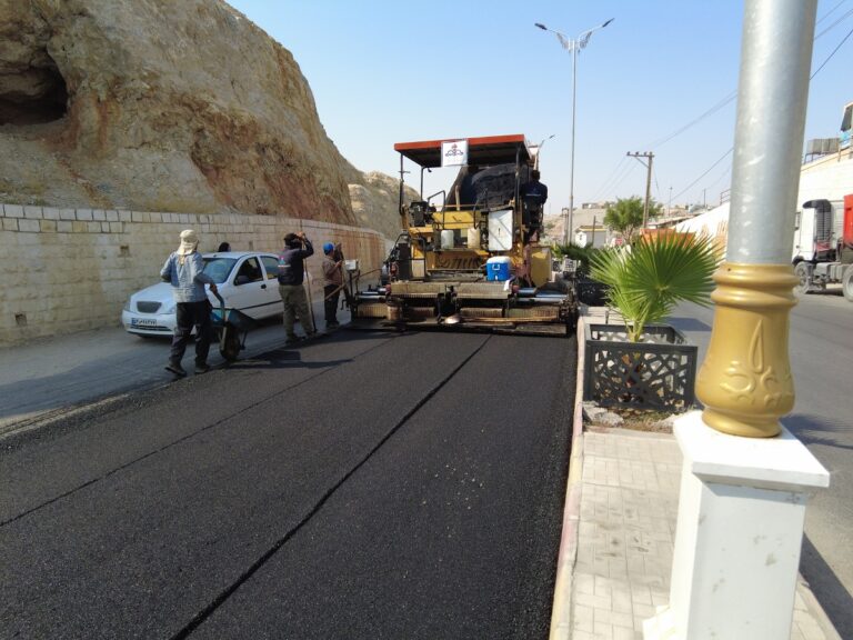 بازدید مدیر عامل نفت و گاز مسجد سلیمان از پروژه آسفالت بی بی یان؛ تاکید بر کیفیت و تسریع در ارائه خدمات به شهروندان
