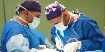تحولی در خدمات درمانی مسجدسلیمان؛ انجام جراحی حساس مغز و اعصاب در بیمارستان ۲۲ بهمن
