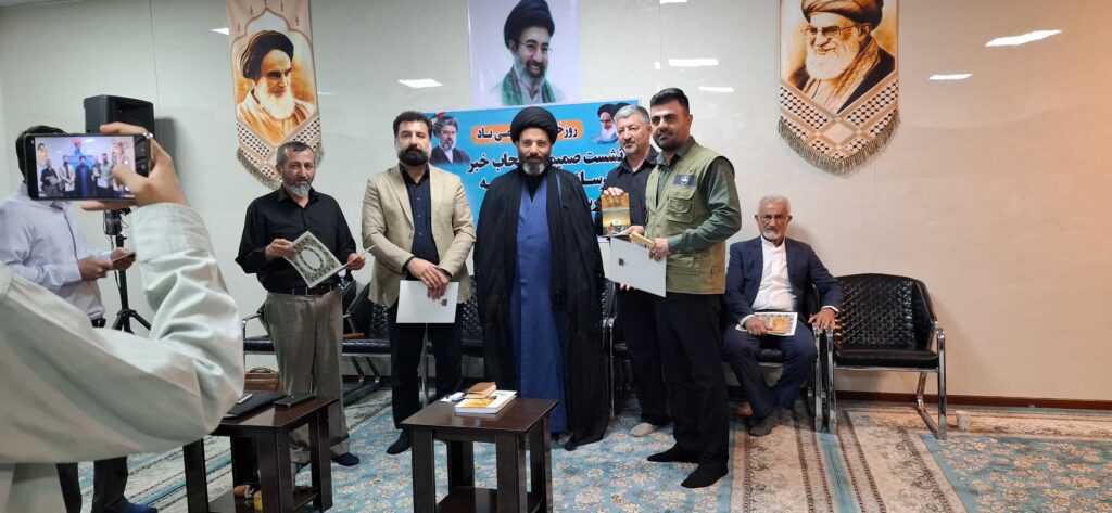 تجلیل از خبرنگاران مسجدسلیمان؛ تأکید امام جمعه بر پیگیری مطالبات جامعه رسانه‌ای