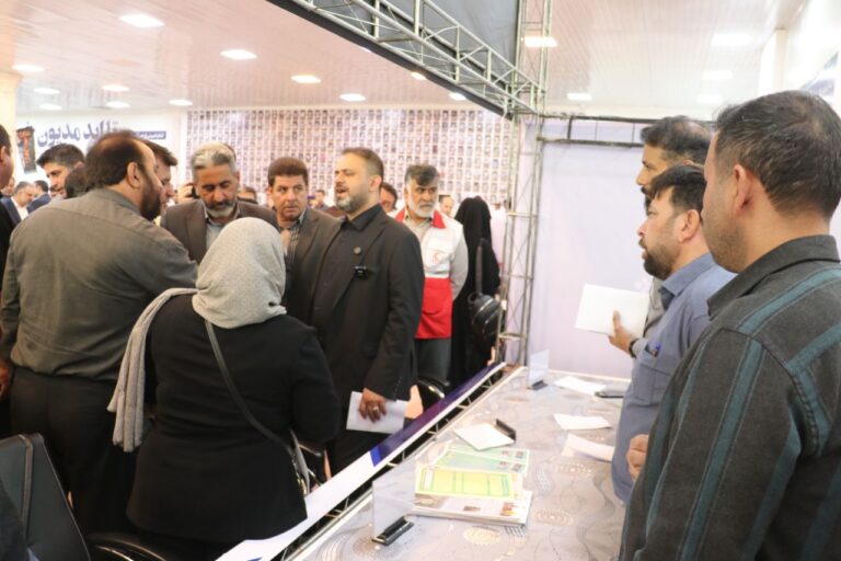 میز خدمت شهرداری مسجدسلیمان ، مسئولان پای دغدغه های شهروندان نشستند