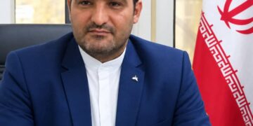 با حکم استاندار کوروش حاجتپور رسماً شهردار مسجدسلیمان شد با حکم استاندار کوروش حاجتپور رسماً شهردار مسجدسلیمان شد